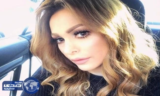 بالفيديو.. أمل حجازي تلعب كرة القدم