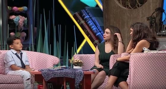 بالفيديو.. نجم ذا فويس كيدز يعلم مي عز الدين درسًا كبيرًا