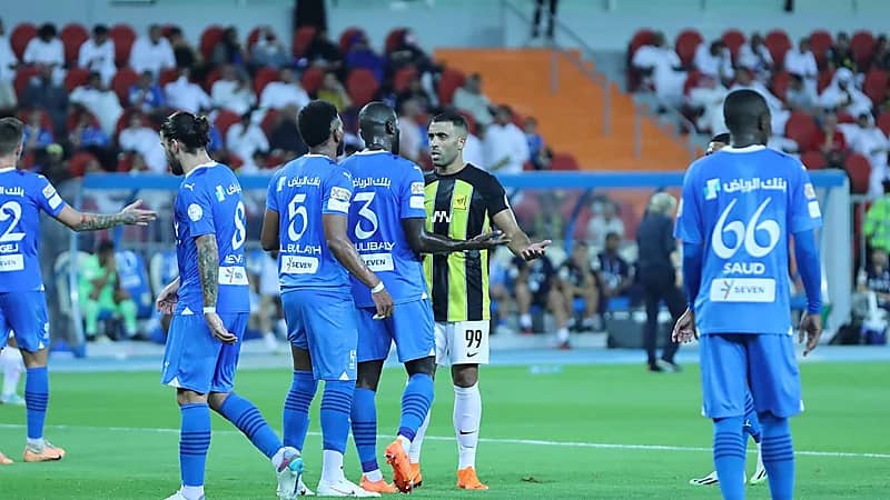 بالصور والفيديو .. الهلال والنصر يكتفيان بالتعادل الإيجابي