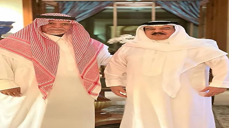 ميليشيات الحوثي تطرد أسرة أكاديمي من سكن جامعة صنعاء