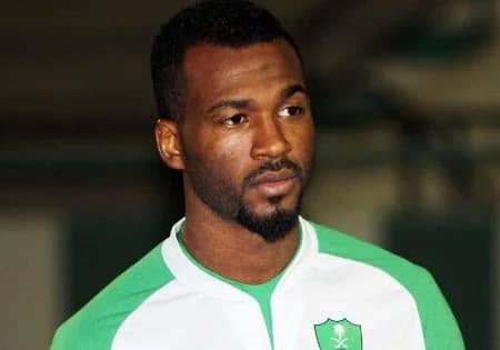 تعيين كامل الموسى بالجهاز الإداري للأهلي 