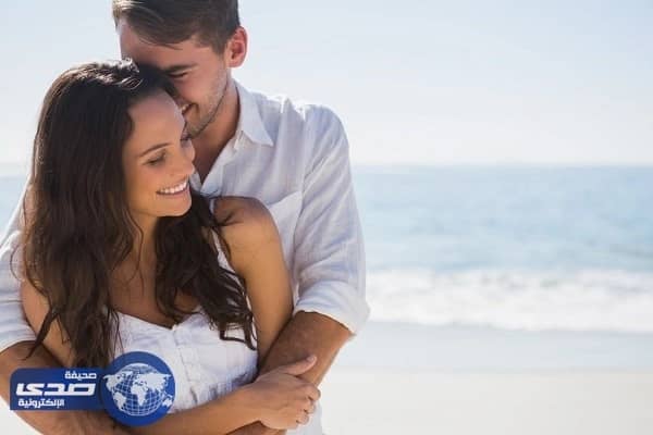 6 أسباب تؤكد أن العناق أهم من القبلة