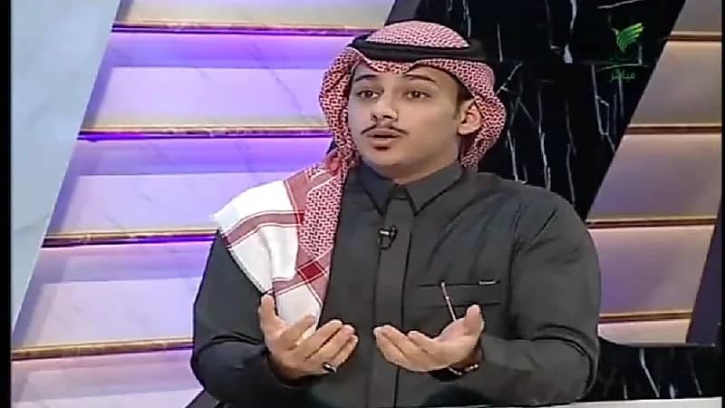 شاب يروي قصته مع التجارة الإلكترونية التي حولته من فقير إلى صاحب ثروة طائلة  (فيديو)