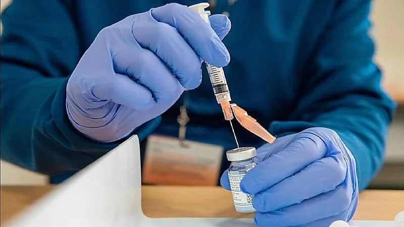 اليابان تختبر لقاحاً يقي من فيروس كورونا مدى الحياة