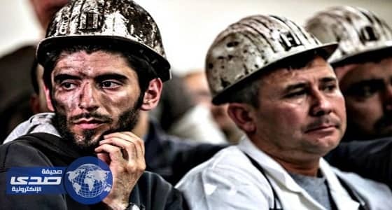 بالصور.. ضيوف الملك سلمان للعمرة يؤدون صلاة الجمعة بالحرم النبوي