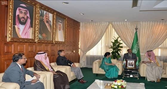 وزير الحرس الوطني يستقبل وزيرة خارجية الهند