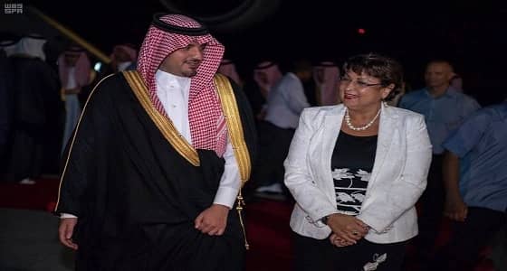 وزير الداخلية يصل إلى جمهورية سيشل