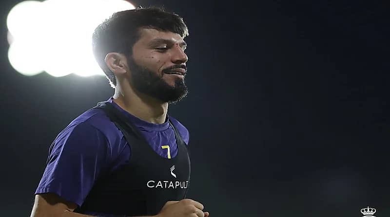 مشاريبوف يفاجئ النصر قبل مواجهة الوحدة الإماراتي 