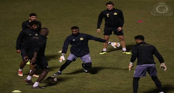 بالفيديو والصور.. النصر يختتم تحضيراته لمواجهة الشباب بمشاركة " موسى وأمرابط "