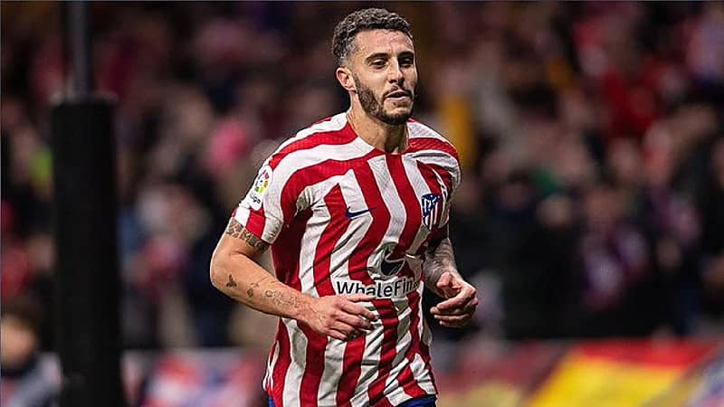 الاتحاد يُفاوض مدافع أتليتكو مدريد السابق