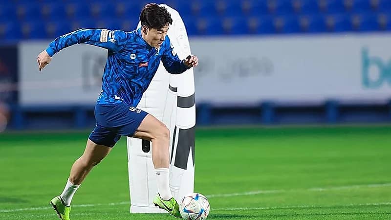 جانغ هيون خارج أسوار الهلال