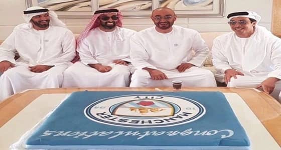 تركي آل الشيخ يُهنيء " بن زايد " بفوز السيتي: ما هي غريبة