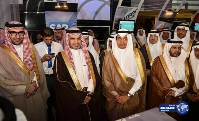 الحكومة اليمنية تطالب ولد الشيخ بإلزام الميليشيا بتحويل الإيرادات للمركزي