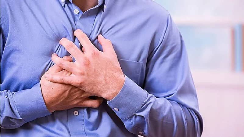 الشباب يقترب من التعاقد مع لاعب آسيوي 