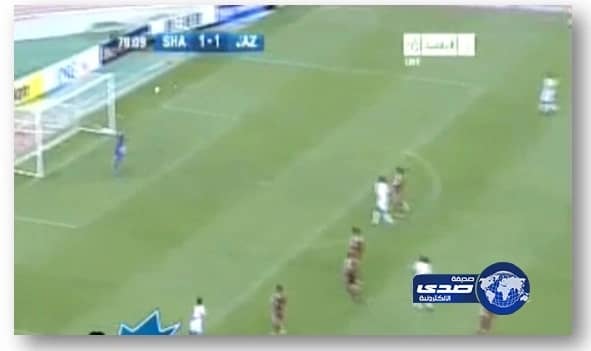 بالصور.. شابان يحولان سيارتهم إلى بسطة شاي متنقلة