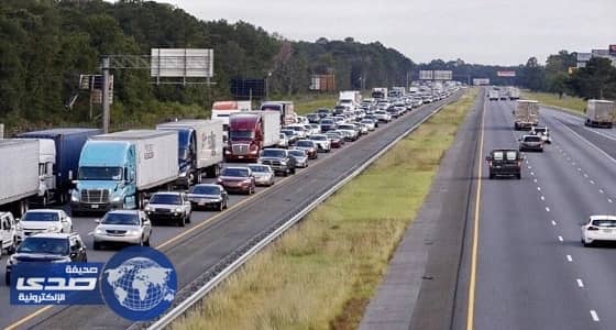 سفارتنا في فلوريدا تحذر من إعصار إيرما وتصرف مكافآت للطلبة