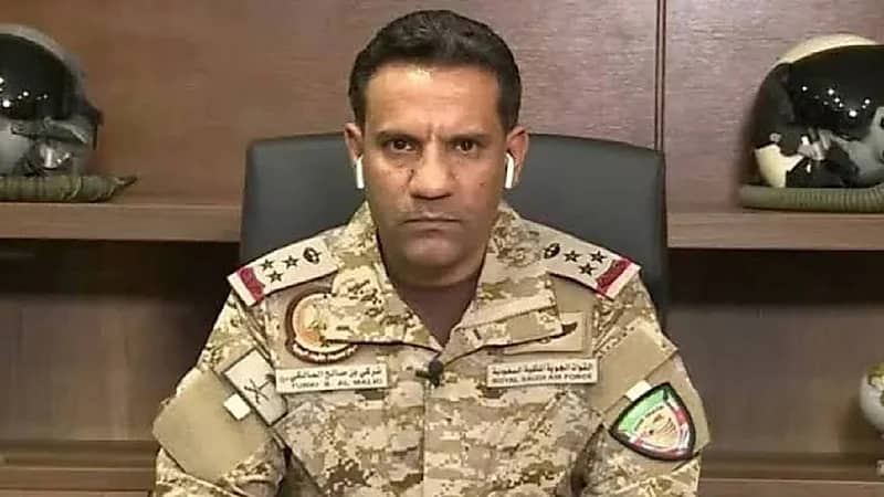 التحالف: رصدنا عملية تحضير لعمل عدائي بزورق مفخخ من ميناء الصليف