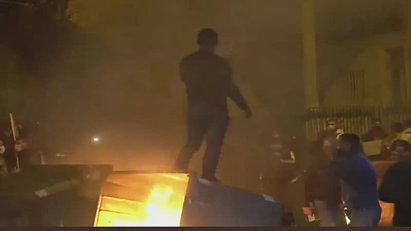 الزعاق : المملكة تعيش موجة "عقرب السم".. وغداً أول أيام العقارب (فيديو)