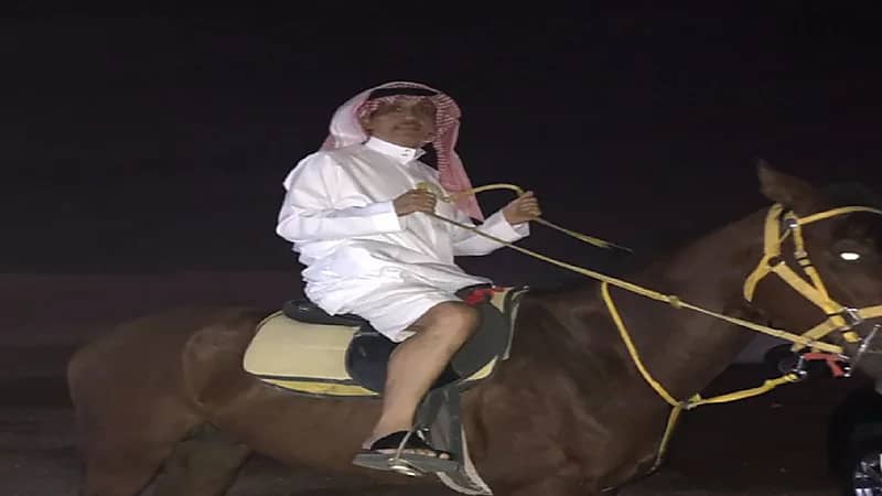 "كميخ" يلجأ للبر والخيل بعد خسارة النصر من الشباب