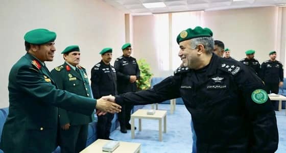 بالصور.. " المطيري " يهنئ منسوبي الحرس الملكي بنجاح الحج