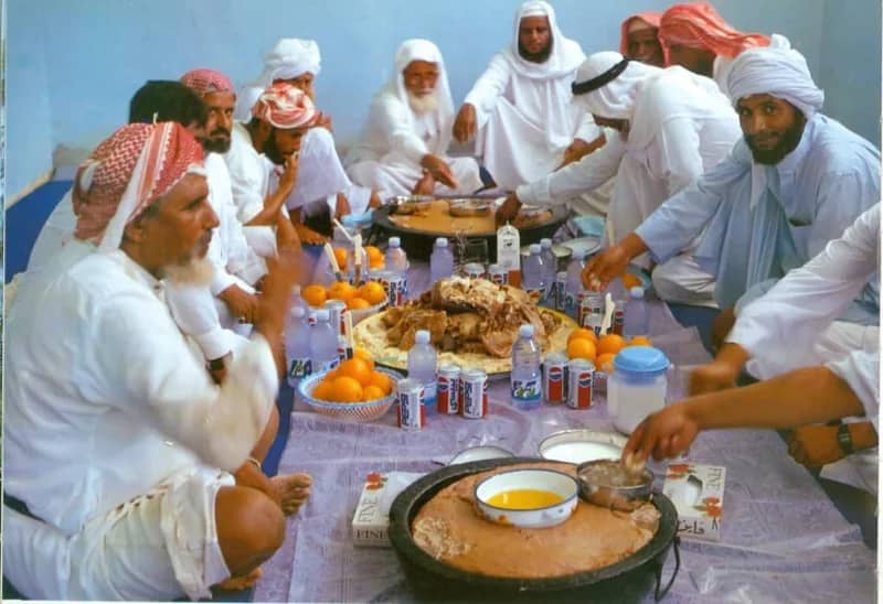 وليمة جنوبية من الزمن الجميل قبل 30 عام