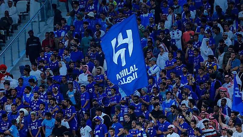 ضعف الإقبال الجماهيري يهدد تيفو الهلال في الكلاسيكو