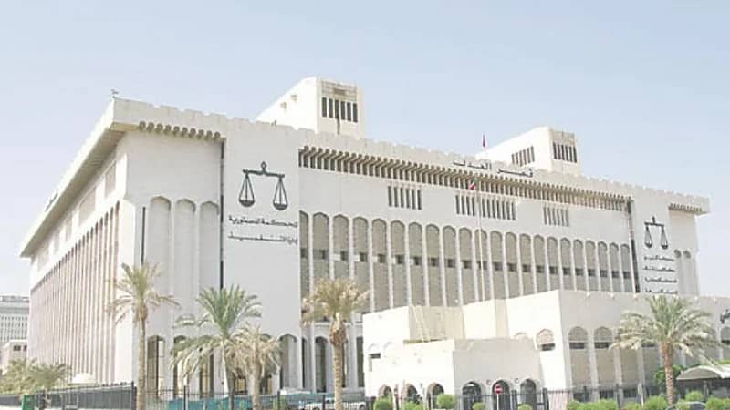 دعوى قضائية للحكم بتزويج المرأة نفسها دون ولي تُحدث ضجة واسعة