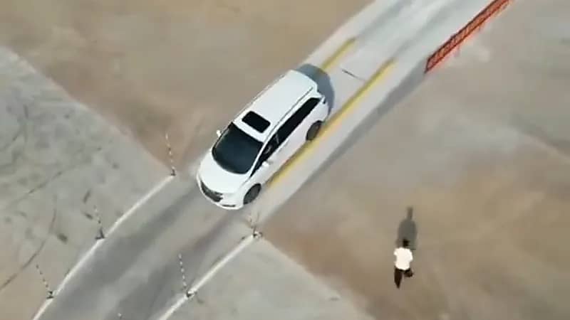 الهند تتصدر قائمة أصعب اختبارات القيادة في العالم.. فيديو