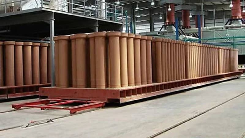 "الفخارية" تقرر إيقاف العمل بالمصنع الأول لحدوث حريق