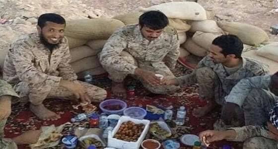 بالصور.. لحظة إفطار أبطال الحد الجنوبي في اليوم الأول من رمضان