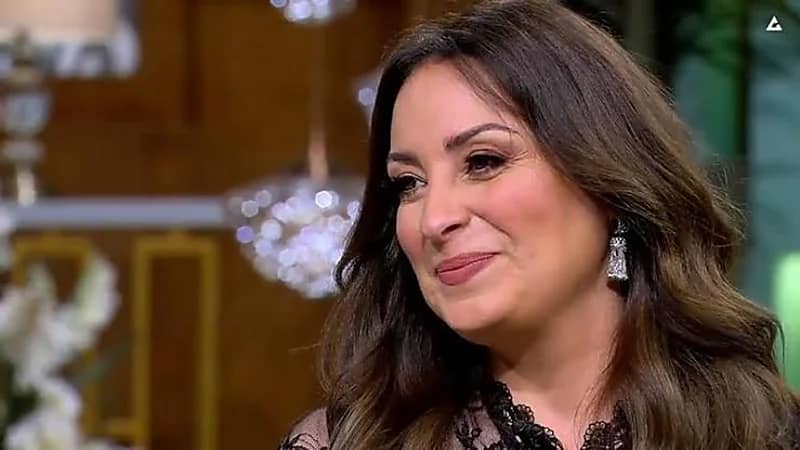 نرمين الفقي: مرض والدتي هو سبب غيابي