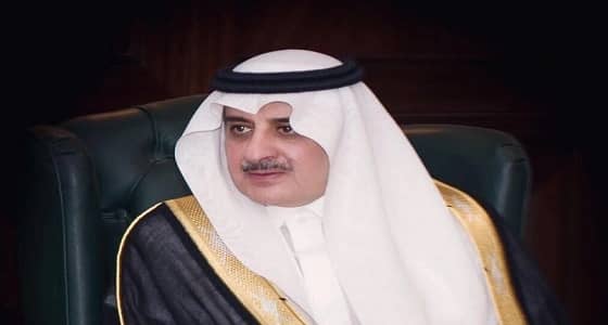 أمير تبوك يقدم التعازي لأسرة سنيور