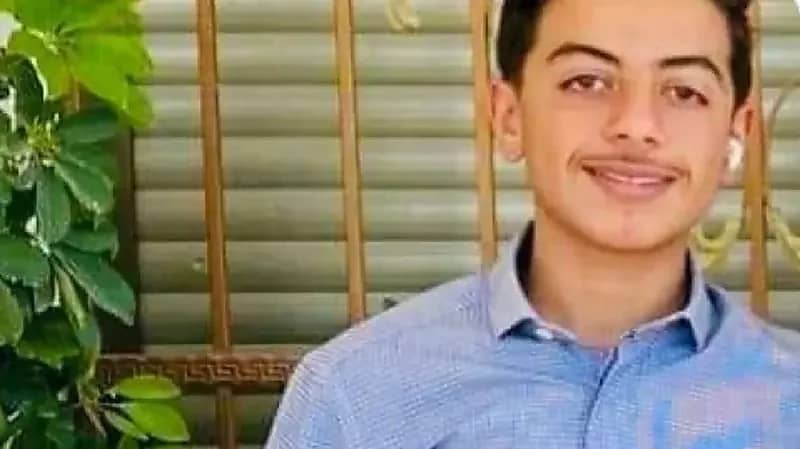 أردني يرفض دفن جثمان ابنه حتى يحضر صاحب المسبح الذي غرق فيه