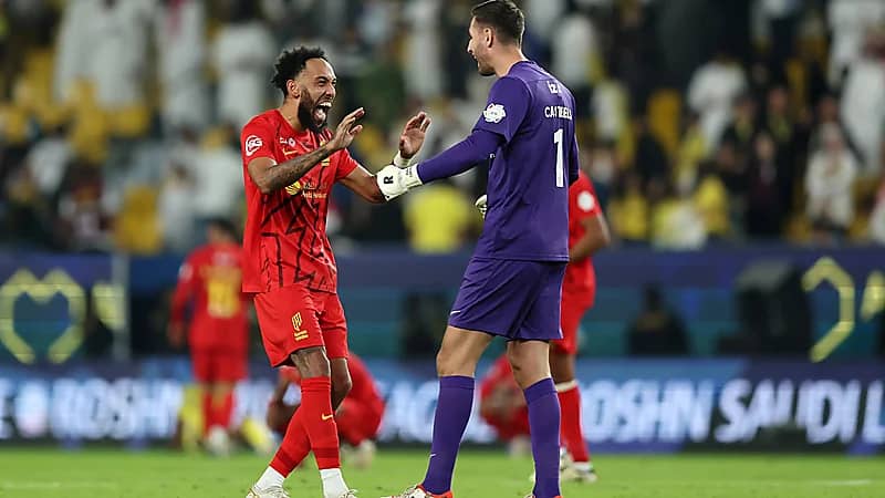 حارس القادسية يعتزل اللعب دولياً