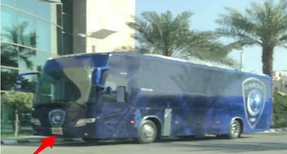 باص الهلال يخالف المرور بالدمام