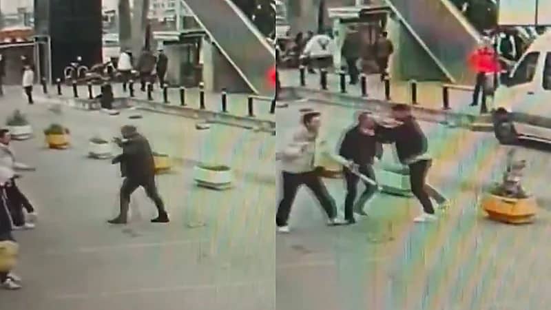 ‎مشاجرة عنيفة بين سائقي حافلتين تنتهي بمقتل أحدهما .. فيديو
