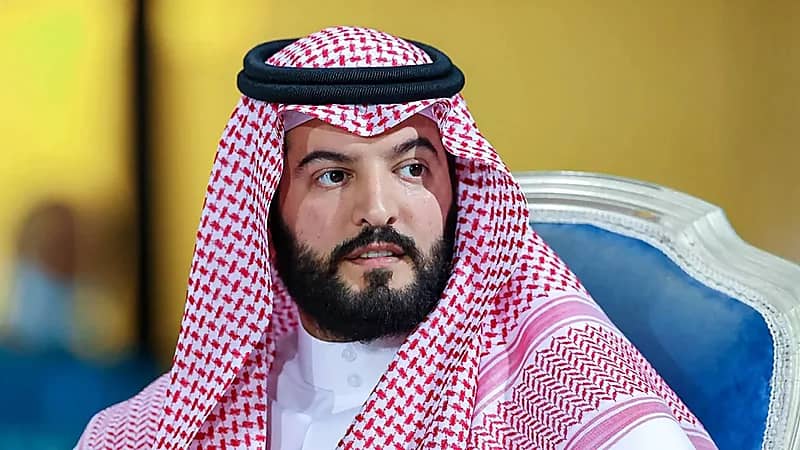 أول تعليق لـ فهد بن نافل بعد فوز الأمير نواف بن سعد برئاسة الهلال.. فيديو