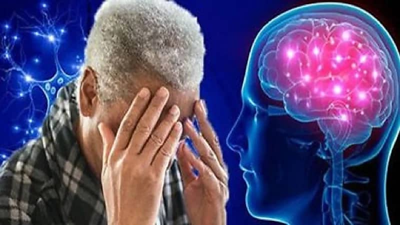 خبراء يحذرون من مخاطر الأطعمة المصنعة على الدماغ