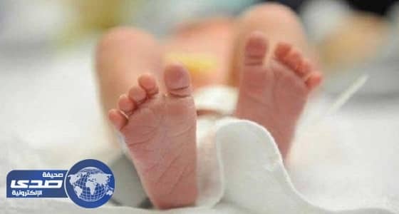 القبض على خادمة منزلية قتلت طفلا لبكائه في جدة