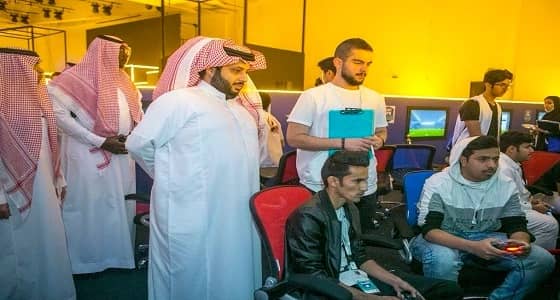 " آل الشيخ " يزور مقر بطولة كأس هيئة الرياضة " للجيمرز "