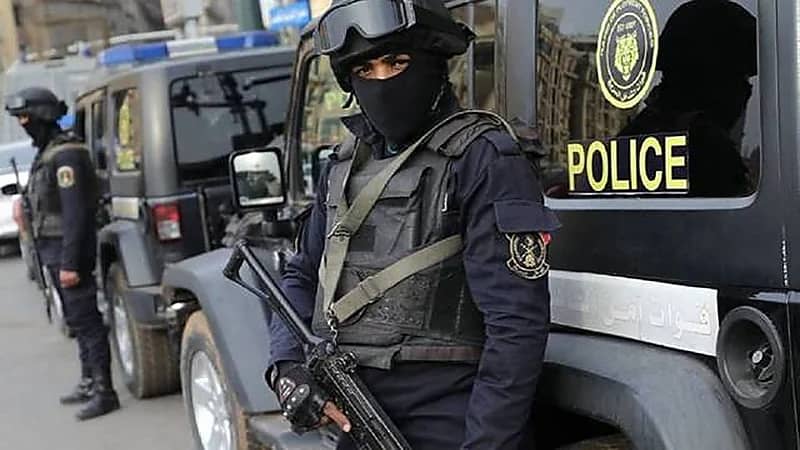 فتاة تنقذ عائلتها من الحرق بمقطع فيديو في "فيس بوك"