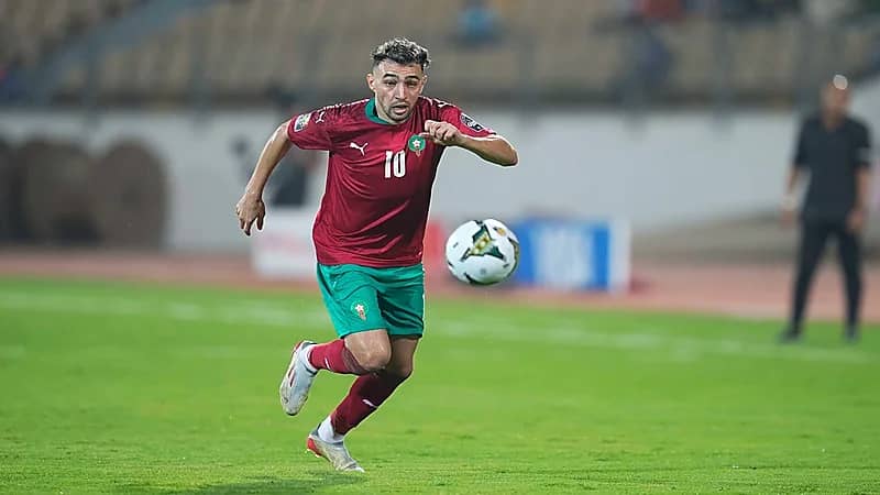 المغربي منير الحدادي يقترب من روشن