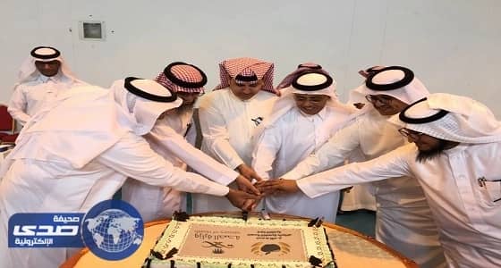 بالصور.. القحطاني يرفع التهنئة للمقام السامي بنجاح الحج وخلوه من الأمراض