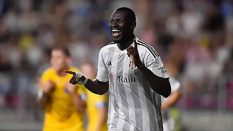 عمر كولي يتلقى عرضًا من دوري روشن