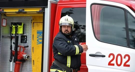 نشوب حريق هائل في مساحة ألفي متر شمال موسكو