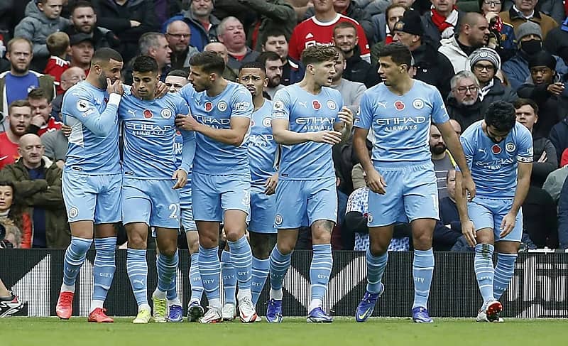 مانشستر سيتي يحسم الديربي بثنائية في شباك اليونايتد