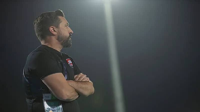 28 لاعبًا يغادرون إلى معسكر الأهلي في تونس