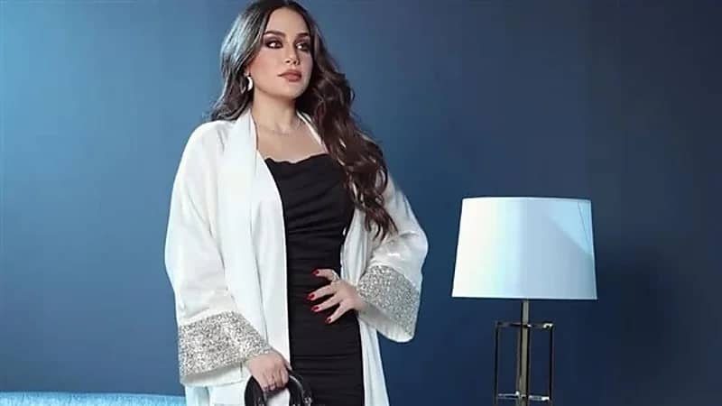 بالصور.. ابنة هيفاء وهبى تتألق بالقفطان الأبيض