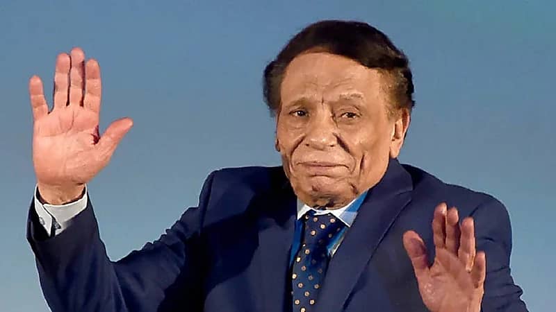 حقيقة اعتزال الفنان عادل إمام