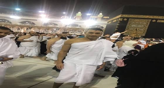 عصام الحضري يؤدي مناسك العمرة قبل لقاء النصر